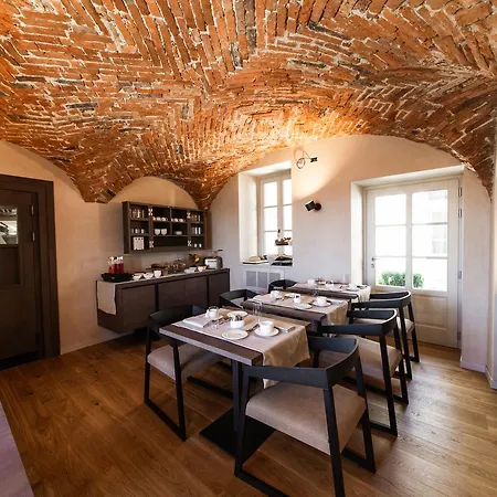 Relais San Vigilio Al Castello 4*