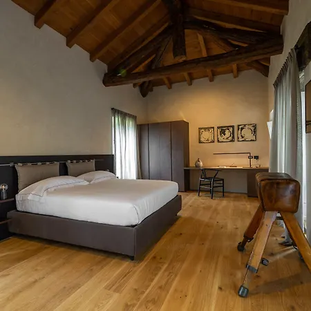 Relais San Vigilio Al Castello 4*