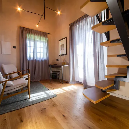 Relais San Vigilio Al Castello 酒店 4*