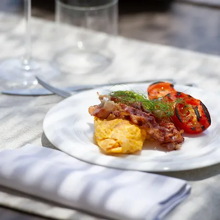 Relais San Vigilio Al Castello 4*