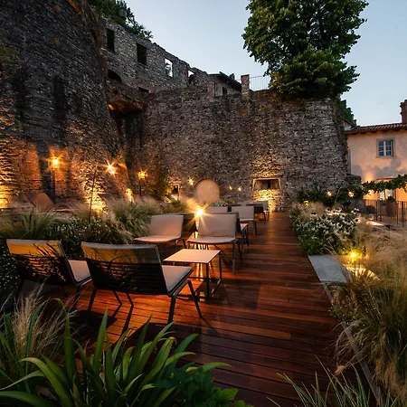 Relais San Vigilio Al Castello Otel