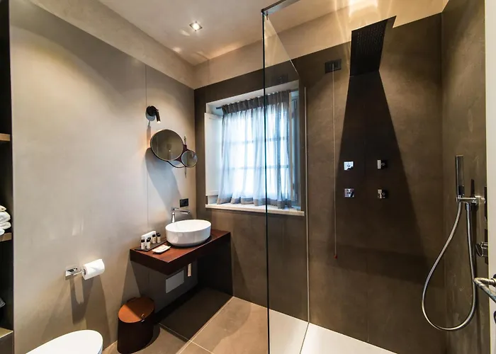 Relais San Vigilio Al Castello 4*