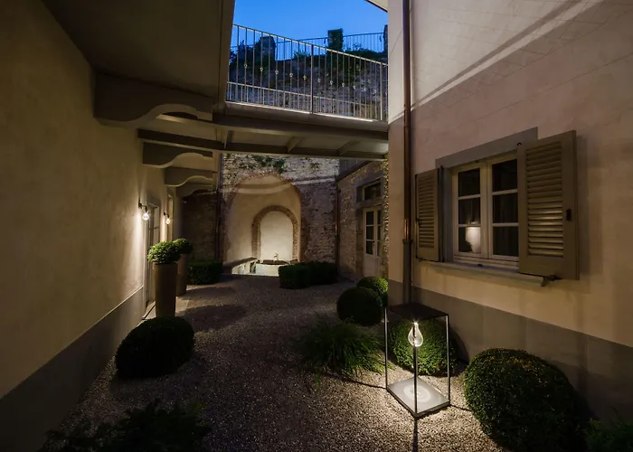 Relais San Vigilio Al Castello 4* Бергамо