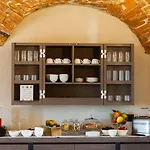 Hotel Relais San Vigilio Al Castello 4*