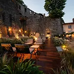 Relais San Vigilio Al Castello Hotel 4*