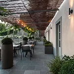 Hotel Relais San Vigilio Al Castello 4*