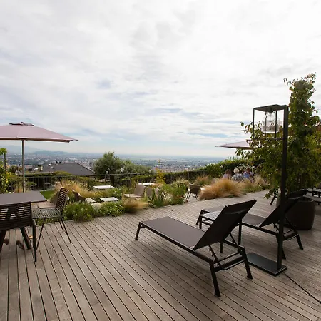 מלון Relais San Vigilio Al Castello 4*