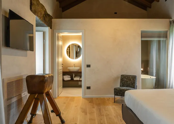 Hotell Relais San Vigilio Al Castello