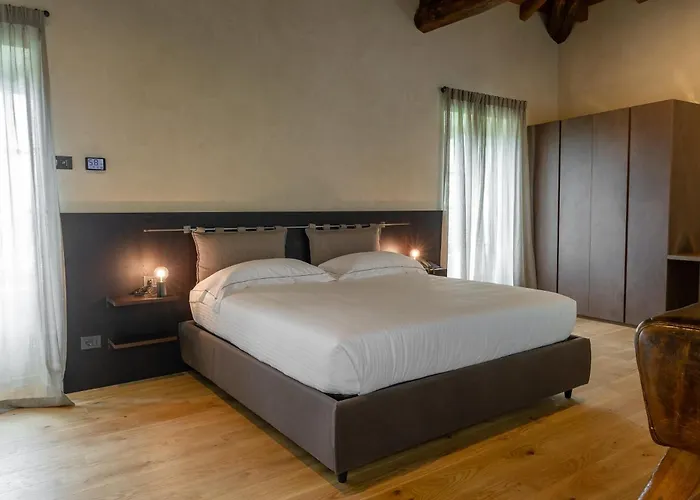 Hotell Relais San Vigilio Al Castello