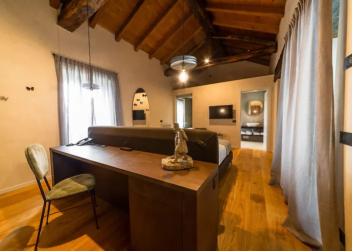 Relais San Vigilio Al Castello Hotell