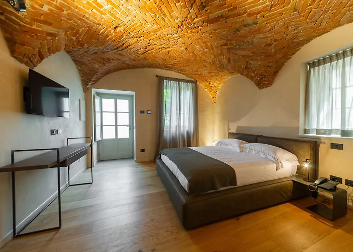 Relais San Vigilio Al Castello 4*